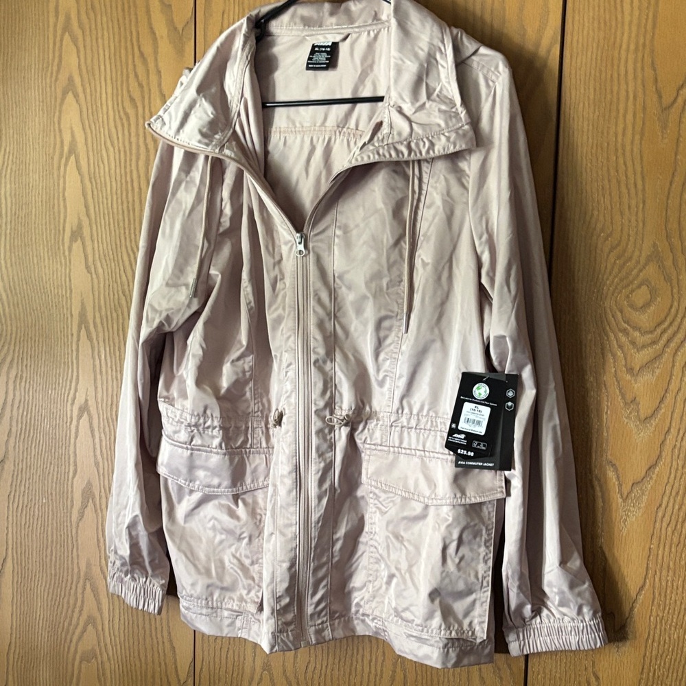 Avia womens light windbreaker jacket.